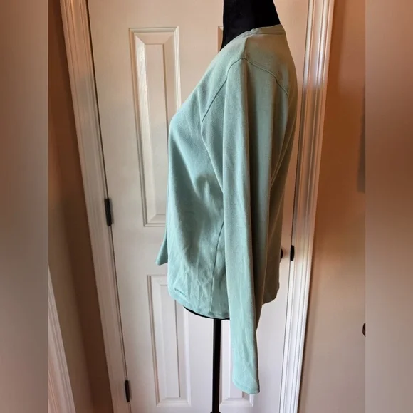 Patagonia sage Green Women's Sweatshirt - Picture 5 of 10